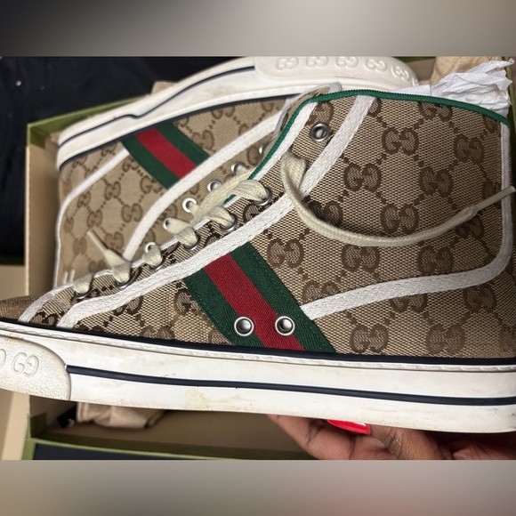 Gucci Hightop Tennis shoes size 38.5 - Picture 3 of 10
